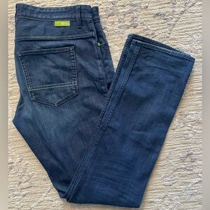 Hugo Boss - Cotton blend slim straight fit blue jeans Size 35W x 33L